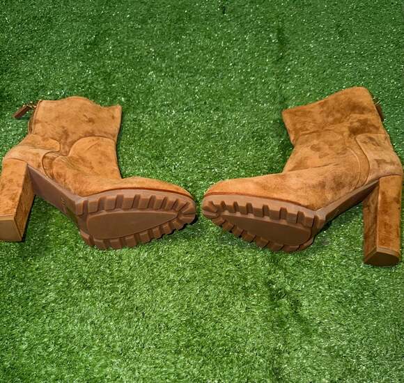 ALDO Women's Tan Suede Lug Sole Block Heel Ankle Booties - Picture 3 of 6